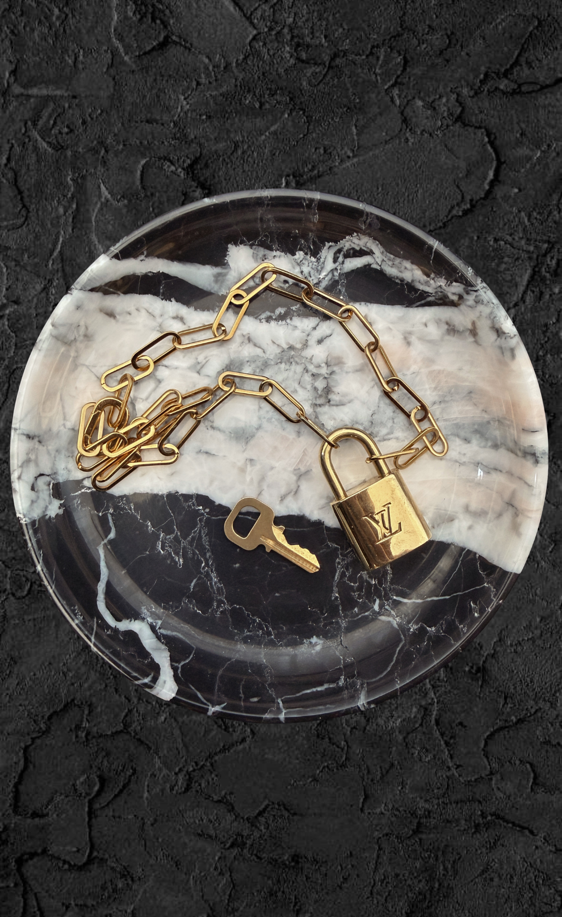 The Vault Lock Necklace — La Clé